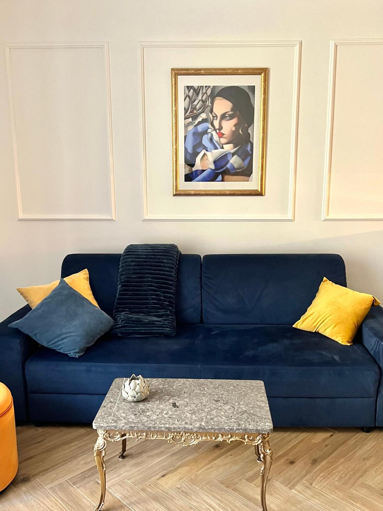 Atrium - Old Town Luxury Apartments - By Upstairs คราคูฟ ภายนอก รูปภาพ